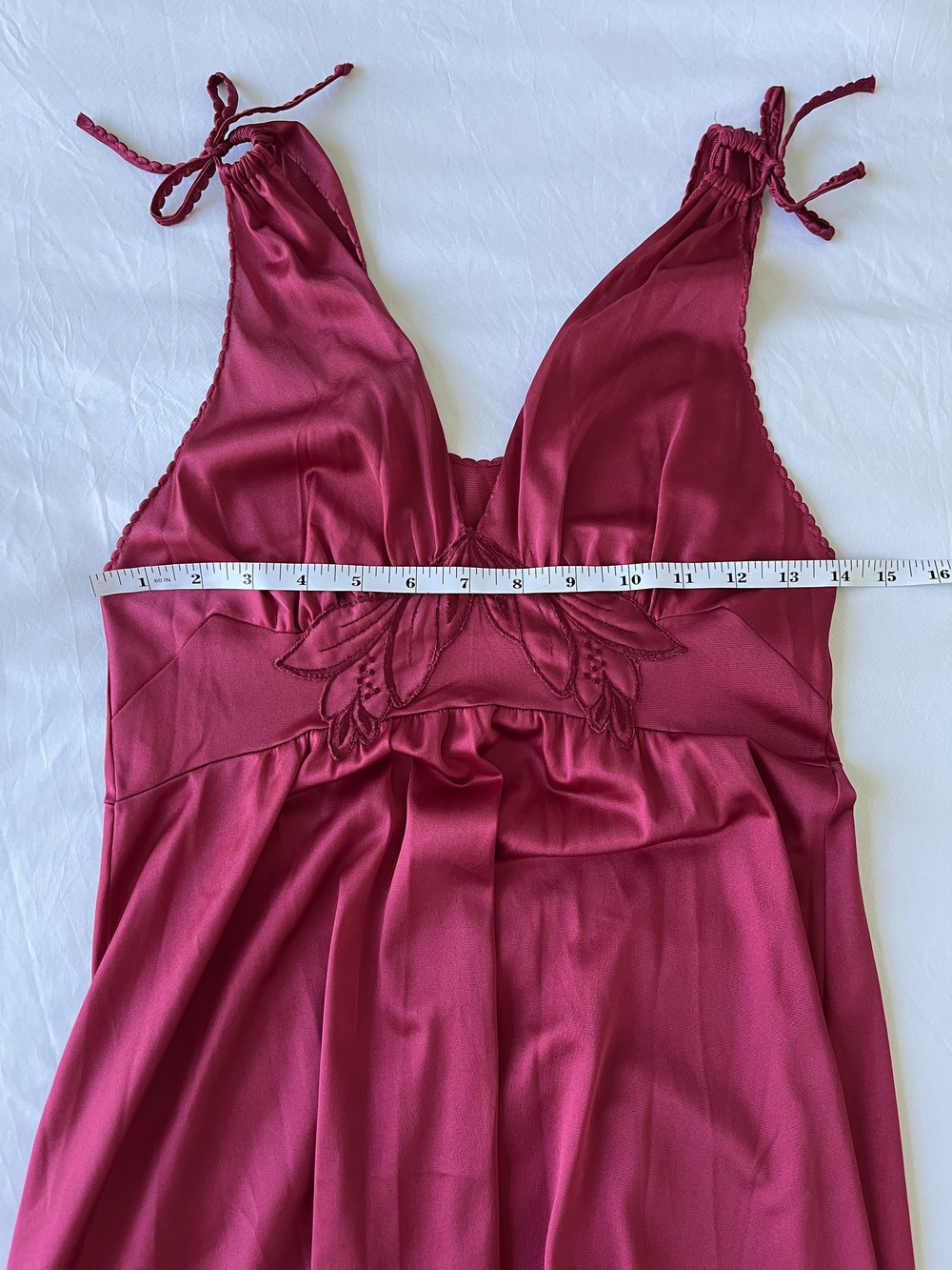 Vintage Vanity Fair Red Satin Slip Dress - Floral Applique Nightgown - Size XS - Picture 5 of 9